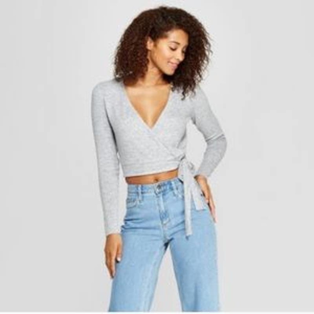 NWT Xhilaration Heather Gray Long Sleeve Hacci Knit Faux Wrap Cozy Top Small